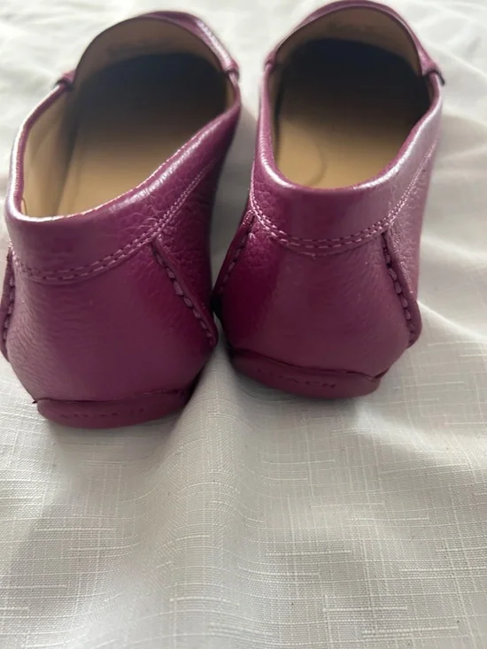 Coach Plum/Purple Leather Driving Loafers with Gold Logo - Picture 4 of 8